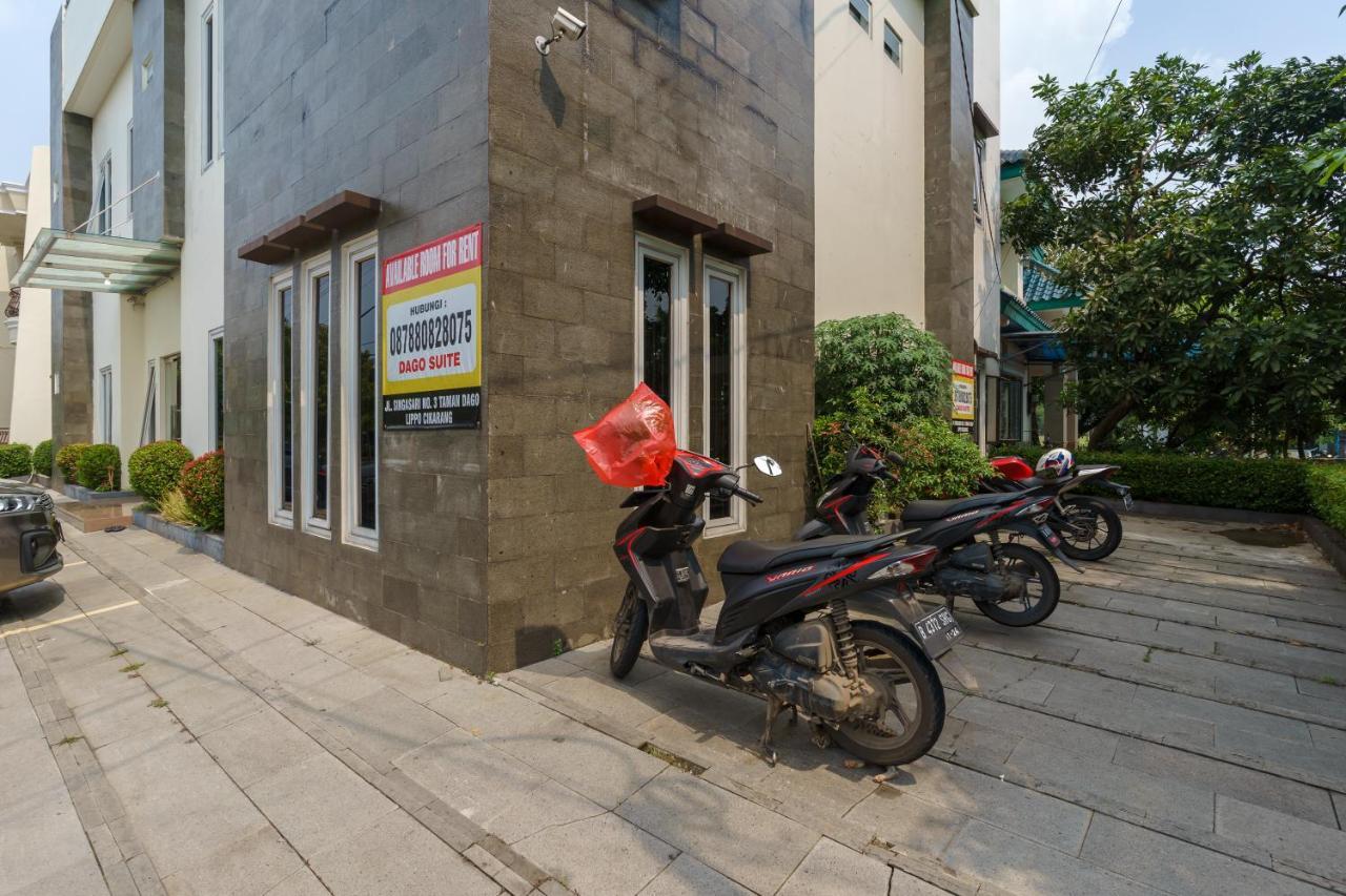 Dago Suites Syariah Cikarang Mitra Reddoorz Bekasi Kültér fotó