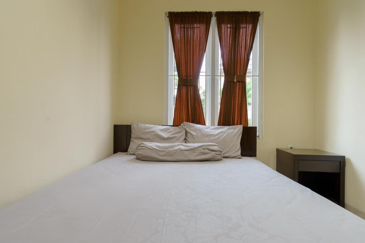 Dago Suites Syariah Cikarang Mitra Reddoorz Bekasi Kültér fotó